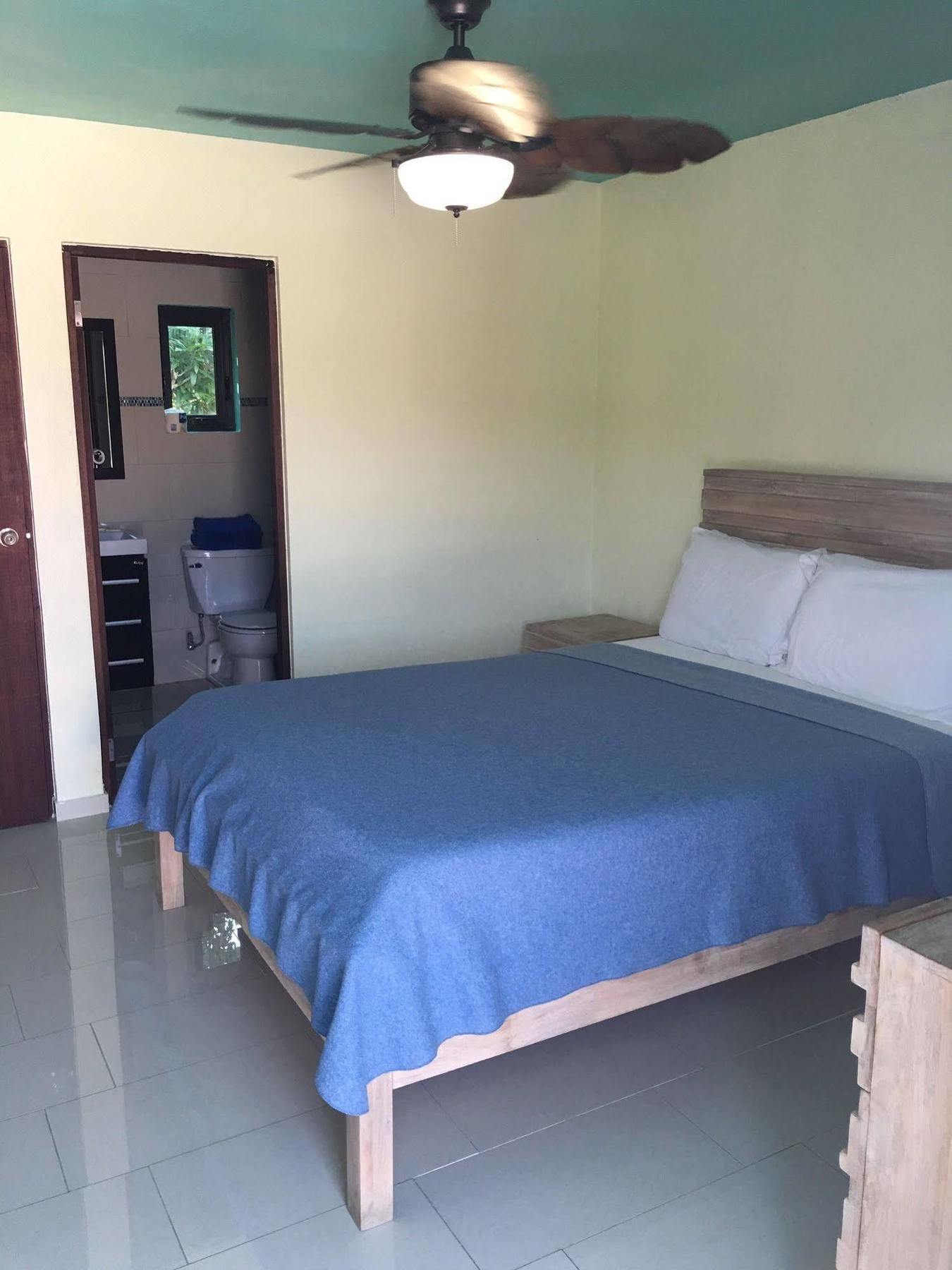 Mamacitas Guest House Isla Culebra Екстер'єр фото